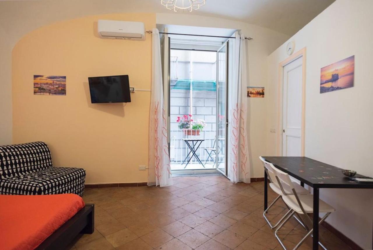 Napoli Centro Apartment A Balcony In The Heart Of Naples Extérieur photo